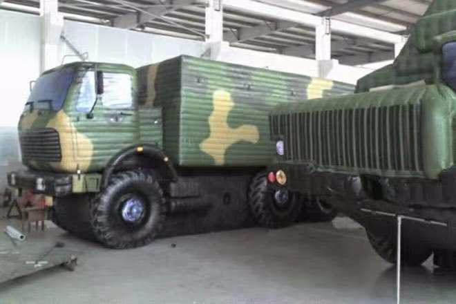 信阳大型军事车